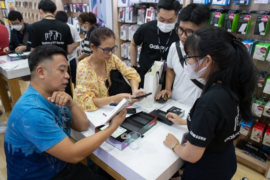 Mở bán Samsung Galaxy S23 series trên toàn hệ thống, Di Động Việt tặng kèm ưu đãi đến 12 triệu đồng