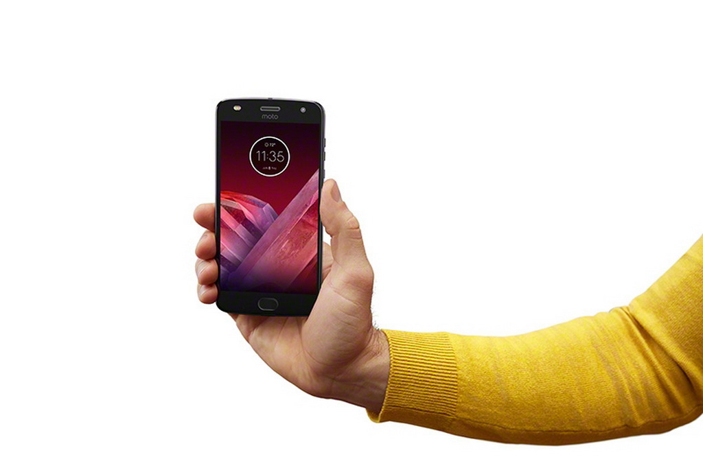 Moto Z2 Play chính thức lên kệ Việt Nam