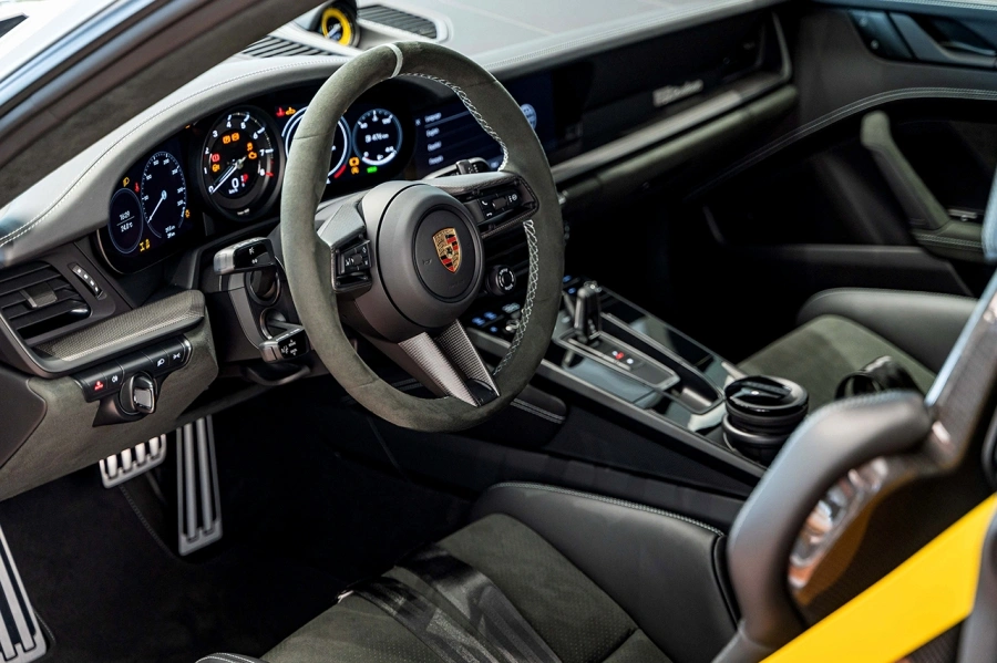 Phiên bản giới hạn 911 Dakar được Porsche giao cho khách hàng đầu tiên tại Việt Nam