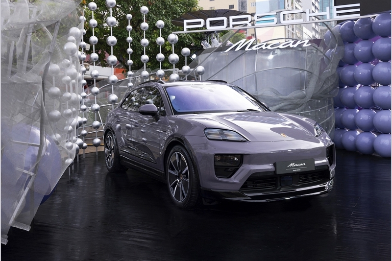 SUV điện Porsche Macan thế hệ mới ra mắt trong sự kiện âm nhạc quốc tế HOZO 2024