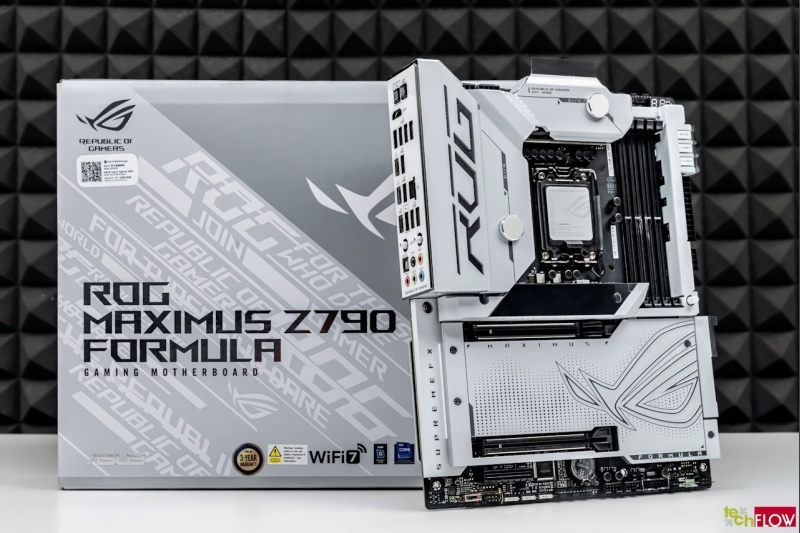 Cận cảnh bo mạch chủ ASUS ROG Maximus Z790 Formula