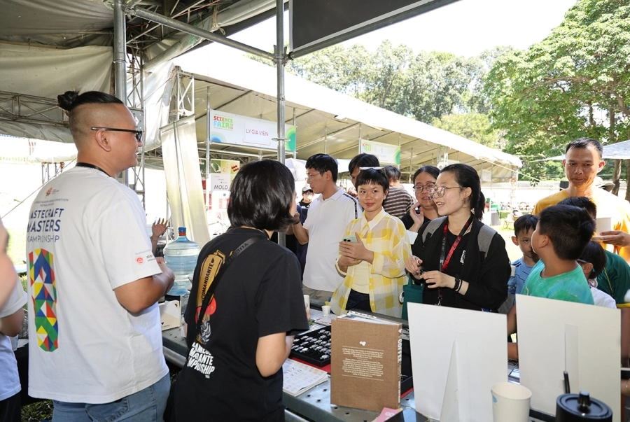 Trải nghiệm nhiều hoạt động khoa học thú vị tại Science Fair 2025