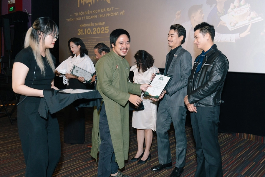 Phim điện ảnh Phá Đám: Sinh Nhật Mẹ được truyền cảm hứng từ Hạnh Phúc Của Một Tang Gia