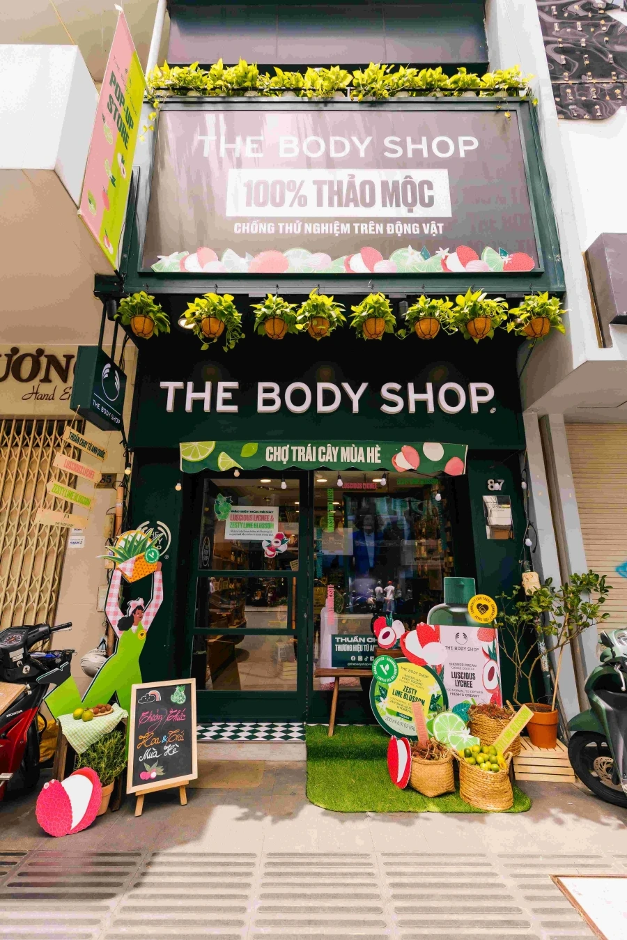 The Body Shop: Mang mùa hè Anh Quốc đến Việt Nam trong hai hương thơm đậm chất hè