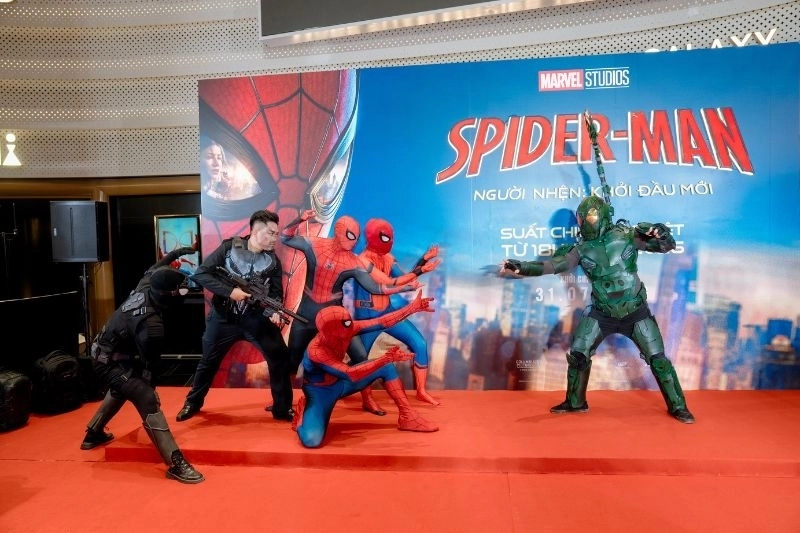 Fan Marvel đổ bộ thảm đỏ khiến Premiere Spider-man: Brand new day (khởi  đầu mới) nóng hơn bao giờ hết