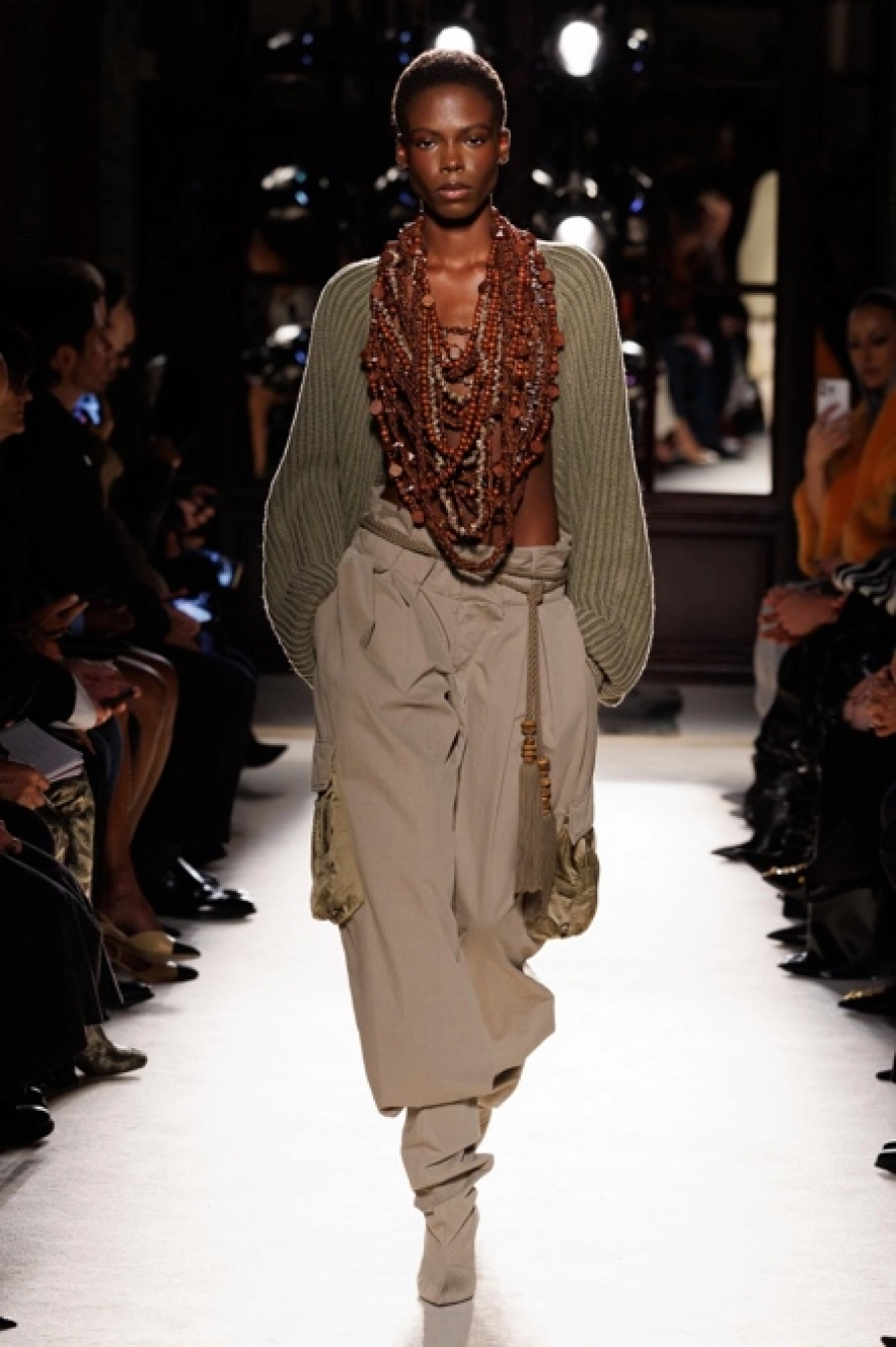 Balmain ra mắt bst Balmain S/S2026 – Women’s Collection Continuum