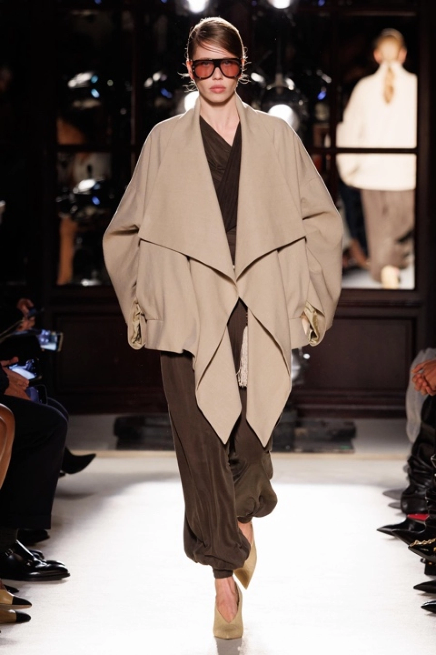 Balmain ra mắt bst Balmain S/S2026 – Women’s Collection Continuum