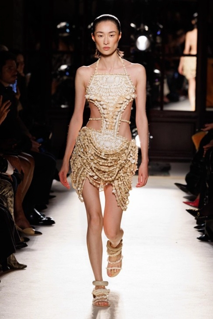Balmain ra mắt bst Balmain S/S2026 – Women’s Collection Continuum