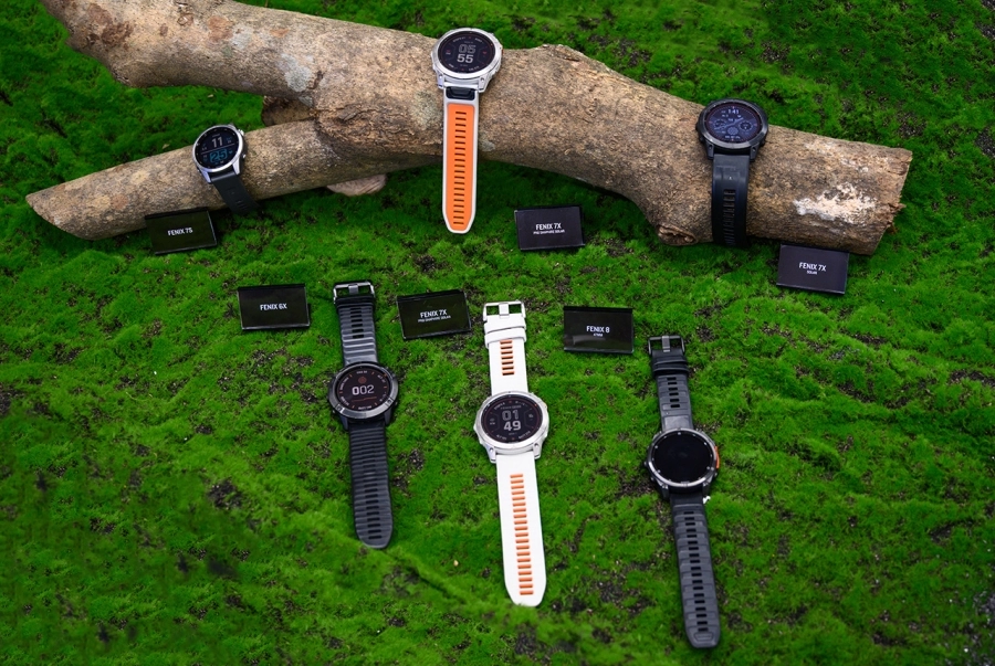 fēnix 8 MicroLED: Chuẩn mực hiển thị mới trên đồng hồ thể thao thông minh