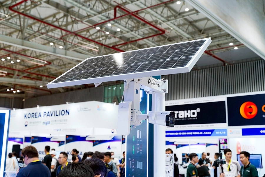 TP-Link giới thiệu giải pháp mạng và giám sát hợp nhất Omada Central và hệ sinh thái Wi-Fi 7 tại ICTComm 2025
