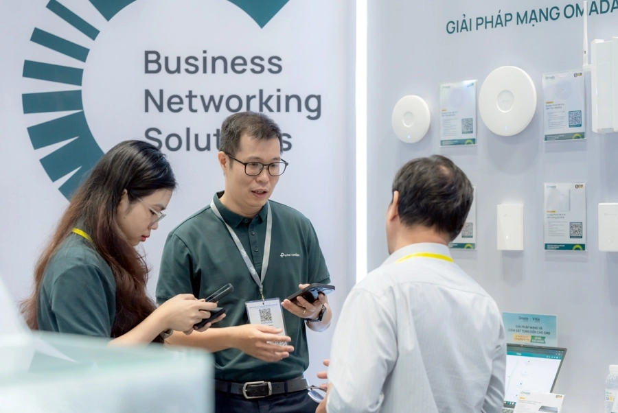 TP-Link giới thiệu giải pháp mạng và giám sát hợp nhất Omada Central và hệ sinh thái Wi-Fi 7 tại ICTComm 2025