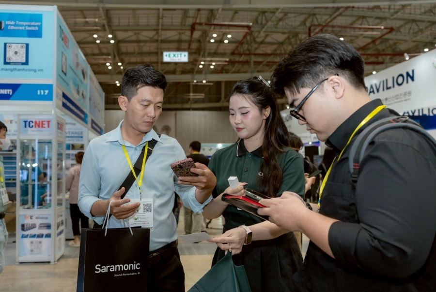 TP-Link giới thiệu giải pháp mạng và giám sát hợp nhất Omada Central và hệ sinh thái Wi-Fi 7 tại ICTComm 2025