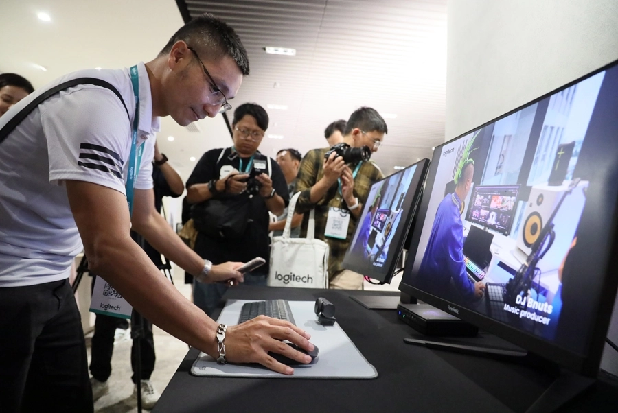 Logitech ra mắt MX Master 4, kết nối câu chuyện sáng tạo 'The Masters'
