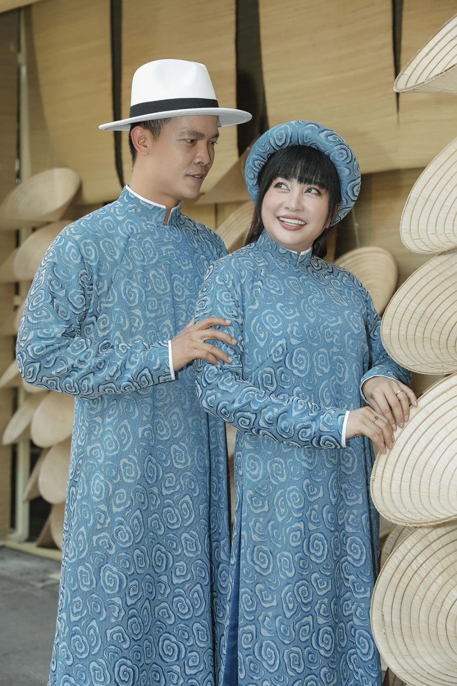 Ngọc Tiên – Sỹ Toàn mặc áo dài xuân đẹp đôi đón năm mới Giáp Thìn 2024